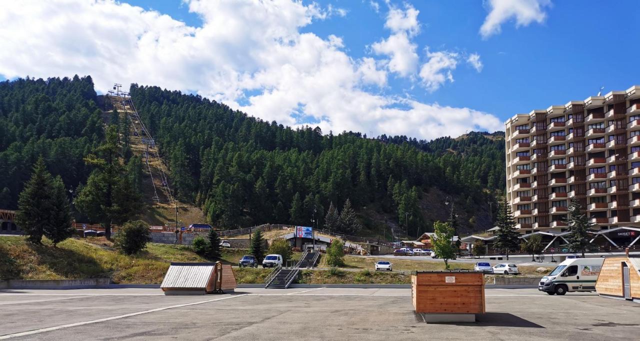 Grand Studio 4 A 6 Personnes, Au Pied Des Pistes 瓦尔 外观 照片